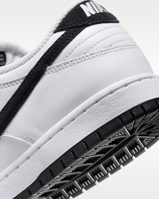 Nike SB Dunk Low Pro Skate Shoes. Nike CA